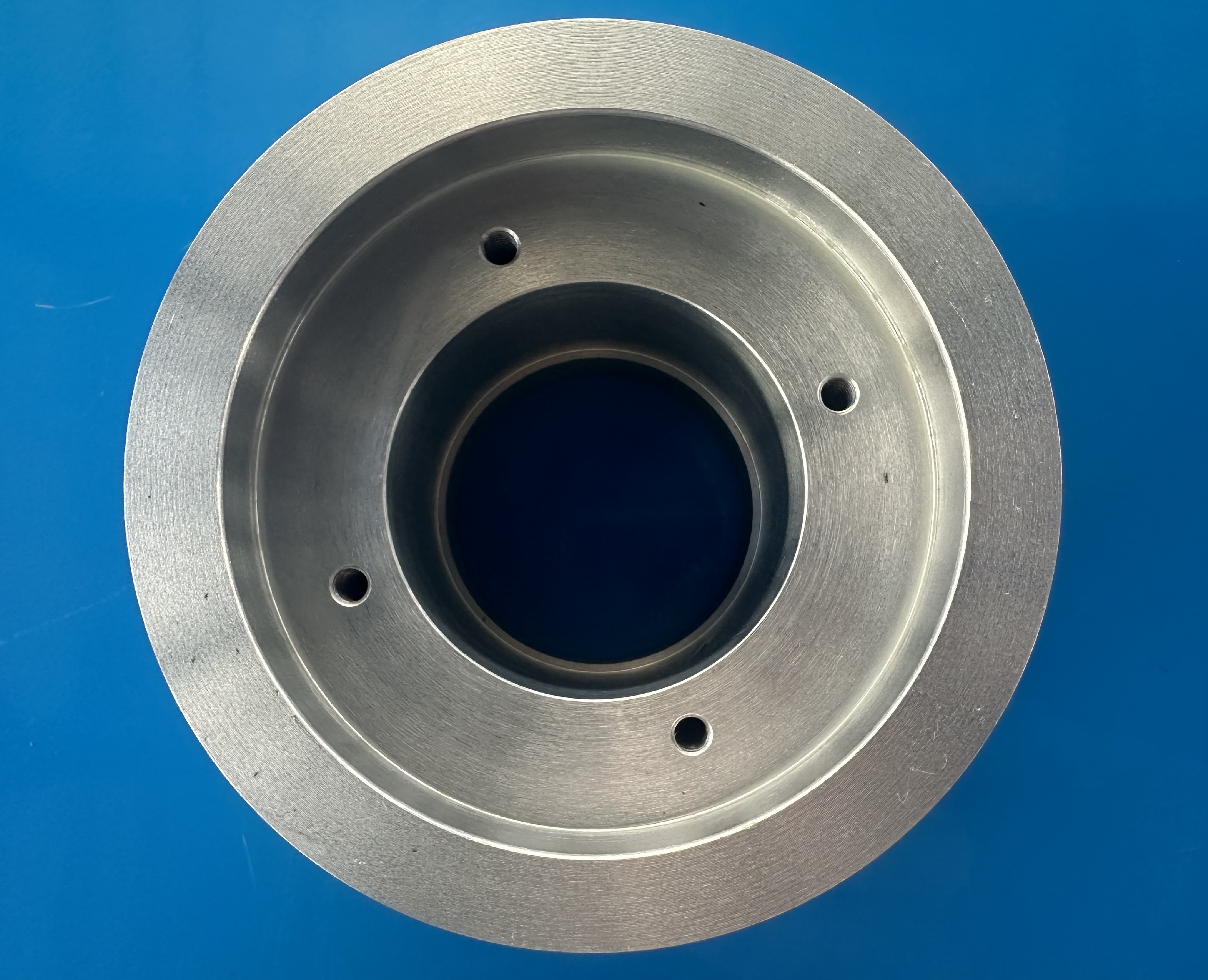 Strong processing capacity and wide processing range